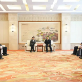 谢卫江会见联合飞机集团董事长田刚印一行