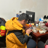 岳阳高速:司乘被困冰雪天,“路灯”驿站成“避风港”