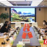 新紫光集团来岳阳临港高新区考察交流