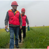 屈原管理区:“红马甲”奔走田间 助力春耕绘新卷