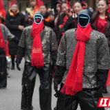 当机器人遇见舞龙队，云溪过上了“赛博元宵”