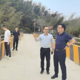 汨罗市检察院一行到川山坪镇调研防汛防灾等工作