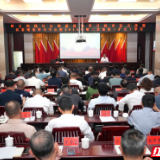 树立和践行正确政绩观学习教育读书班暨岳阳楼区委理论学习中心组2026年第二次集体（扩大）学习举行