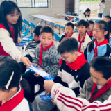 岳阳县长湖乡：“法治蓝”点亮“童心安”