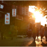 且看洞庭起新潮 ——岳阳楼区建区30周年发改工作纪实