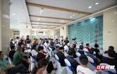 百余幅精品亮相！岳阳县职工书法美术作品展绽放劳动之美