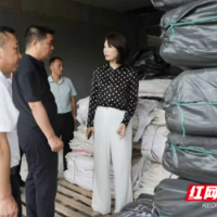 李佳谕督导检查君山区应急物资管理工作
