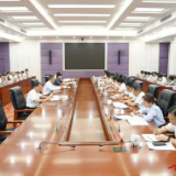 各民主党派市委会、市工商联新一届班子成员座谈会召开