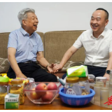 唐浩然看望慰问市级老同志