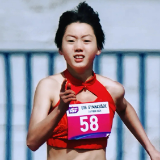 杨嘉乐:15岁“追风少女”从湘北小城到世界领奖台