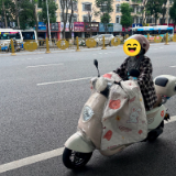 不戴头盔、逆行!摩电交通违法大曝光