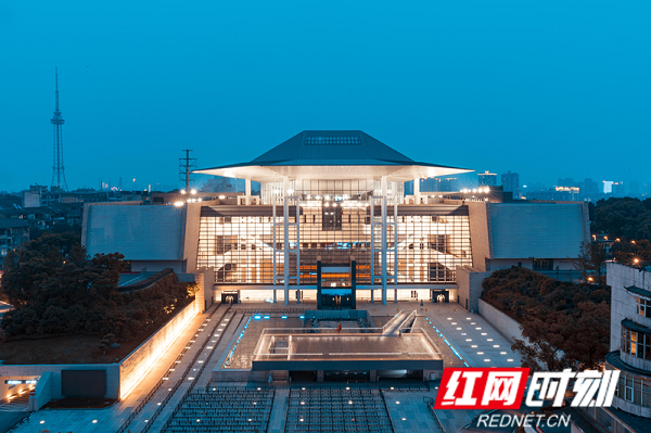 湖南省建筑设计院集团有限公司设计的湖南省博物馆。.png