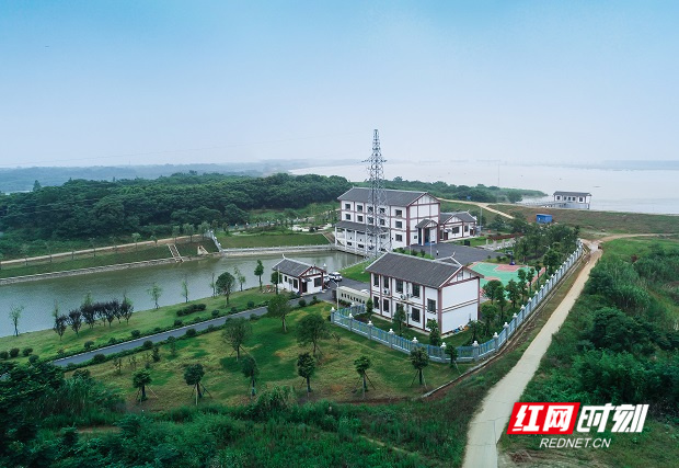 津市市西毛里湖泵站-中国水利工程优质（大禹）奖.jpg