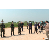 省武警总队来华容调研防汛备汛和森林防火工作