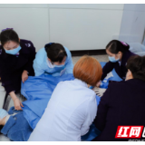 地铁站秒变“产房” 普瑞医院联合长沙地铁启动分娩急救演练 