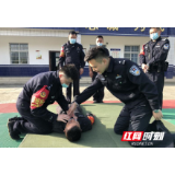 怀化铁警开展急救教学考核，保障旅客平安出行