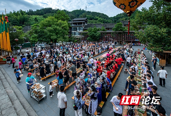 血管通路专家远赴湘西州现场指导，让尿毒症患者透析无忧