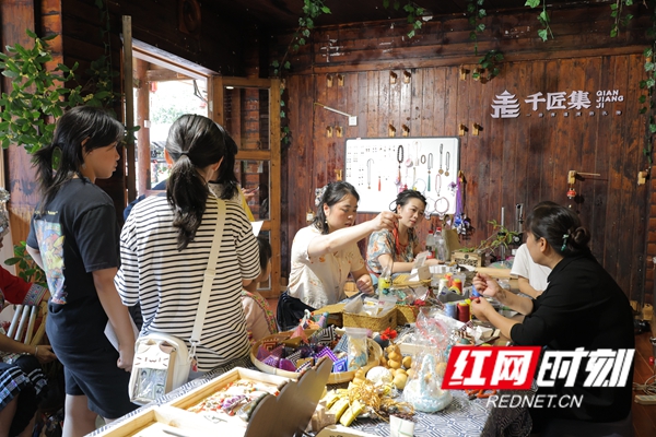 通道国庆旅游热潮涌动，民俗风情魅力尽显 (23).jpg