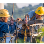 怀化鹤城区供电公司:节前特巡“把脉”线路 筑牢春节保电“安全屏障”