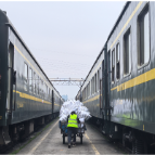 怀化整备车间全力备战春运  护航旅客温暖归途