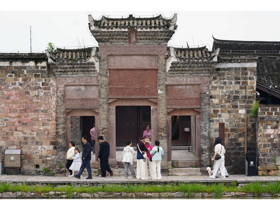 世界那么大 好想去怀化丨中方县荆坪古村“五一”旅游持续火爆 多元体验引爆假日市场
