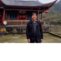 歌曲《嘎嘎门前一根藤》走红网络 不尽乡愁感动广大网友