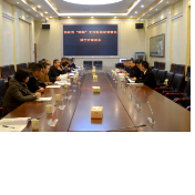 怀化市法检“两院”来洪征求人大代表意见