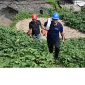 新晃电信：用双肩扛住客户的呼唤