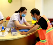 麻阳：238名环卫工人接受免费体检