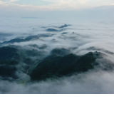 航拍麻阳乡村云海：云海滚滚似仙山