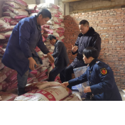 麻阳：抽查农资 护航春耕