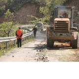 通道：清路障 保春耕