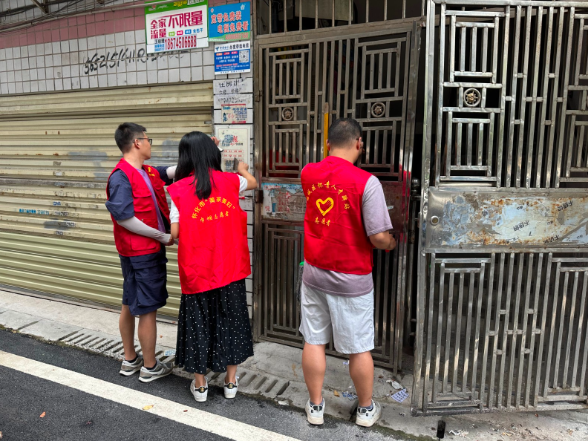 鹤城区迎丰街道开展“一迎三创”志愿服务 助力老旧小区焕新颜