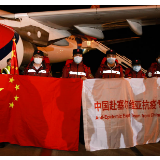 中国专家到了！塞尔维亚总统用这个特别动作相迎