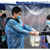 “90后”的战场：驻守在城市的“战疫”生力军