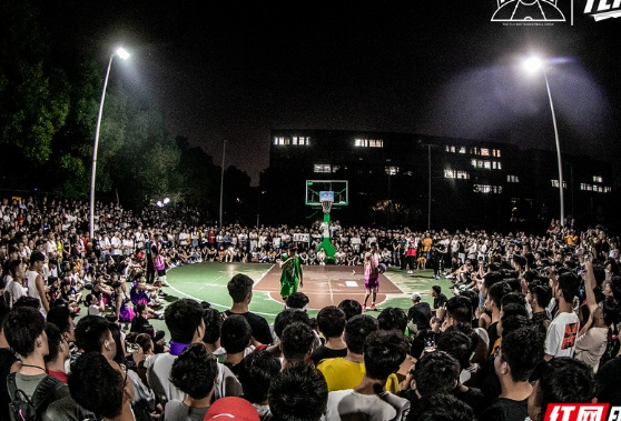 56名校园人气球星秀技抢镜 湖南农大举办首次“全明星之夜”