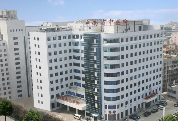 湖南省中医院发热门诊医生：新冠肺炎轻症居家治疗用药指南