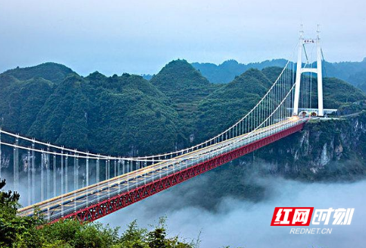 沿着总书记的足迹｜湘西：幸福日子如蜜甜