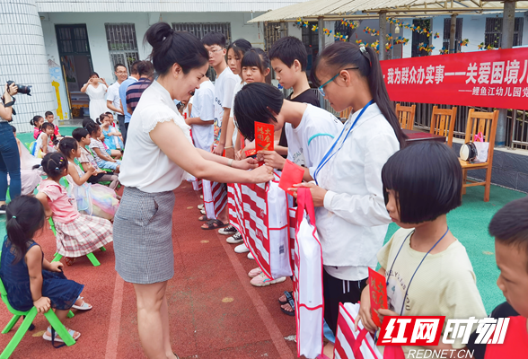 教师风采丨何倩：倾听心声 激发无限潜能