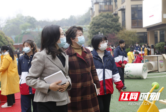 长沙天心区迎接市教育教研“两项试点”视导组调研