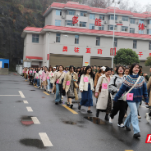 湘西军地携手搭“鹊桥” 18对优秀青年浪漫邂逅军营