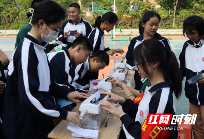 悦动心灵，快乐相伴丨长沙市一中岳麓中学举办社团文化周活动暨初一年级心理游园会