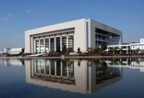 毛伟明主持召开省政府常务会议 研究部署长沙建设全球研发中心城市