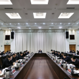 毛伟明主持省政府第31次常务会议 传达学习全国两会精神 研究部署重点项目建设等工作