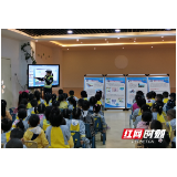 大祥交警带“萌娃”一起get安全出行小知识