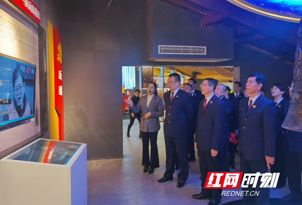 大祥区人民检察院组织干警参观廉政学习教育基地