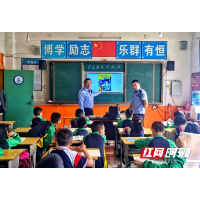 邵东交警积极开展安全教育进校园活动
