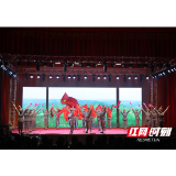 厚植国防意识 绥宁县举办国防教育主题晚会