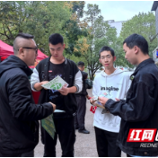 返箱行动，绿色“邮”我——邵阳市邮政分公司开展第53届世界邮政日活动