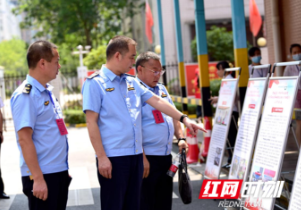 邵阳举行食品安全宣传进企业活动